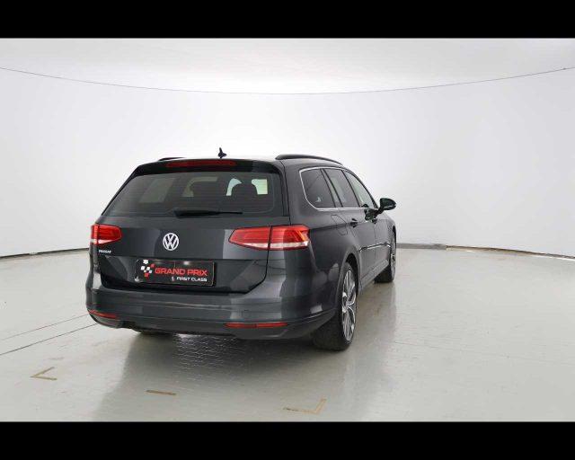 VOLKSWAGEN Passat Variant 2.0 TDI Business BlueMotion Tech.