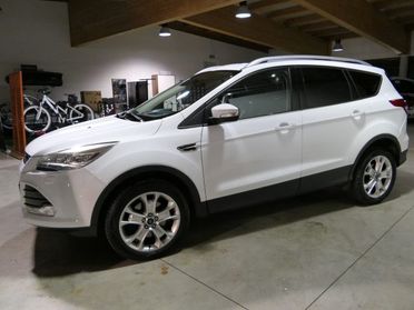 FORD Kuga 2.0 TDCI 150 CV S&S 4WD Powershift Titanium