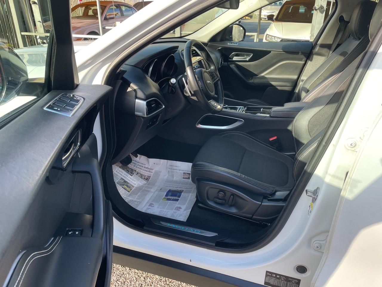 Jaguar F-Pace 2.0 D 240 CV AWD aut. R-Sport