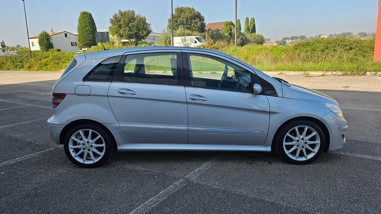 MERCEDES B200 2.0 2008 12 MESI DI GARANZIA