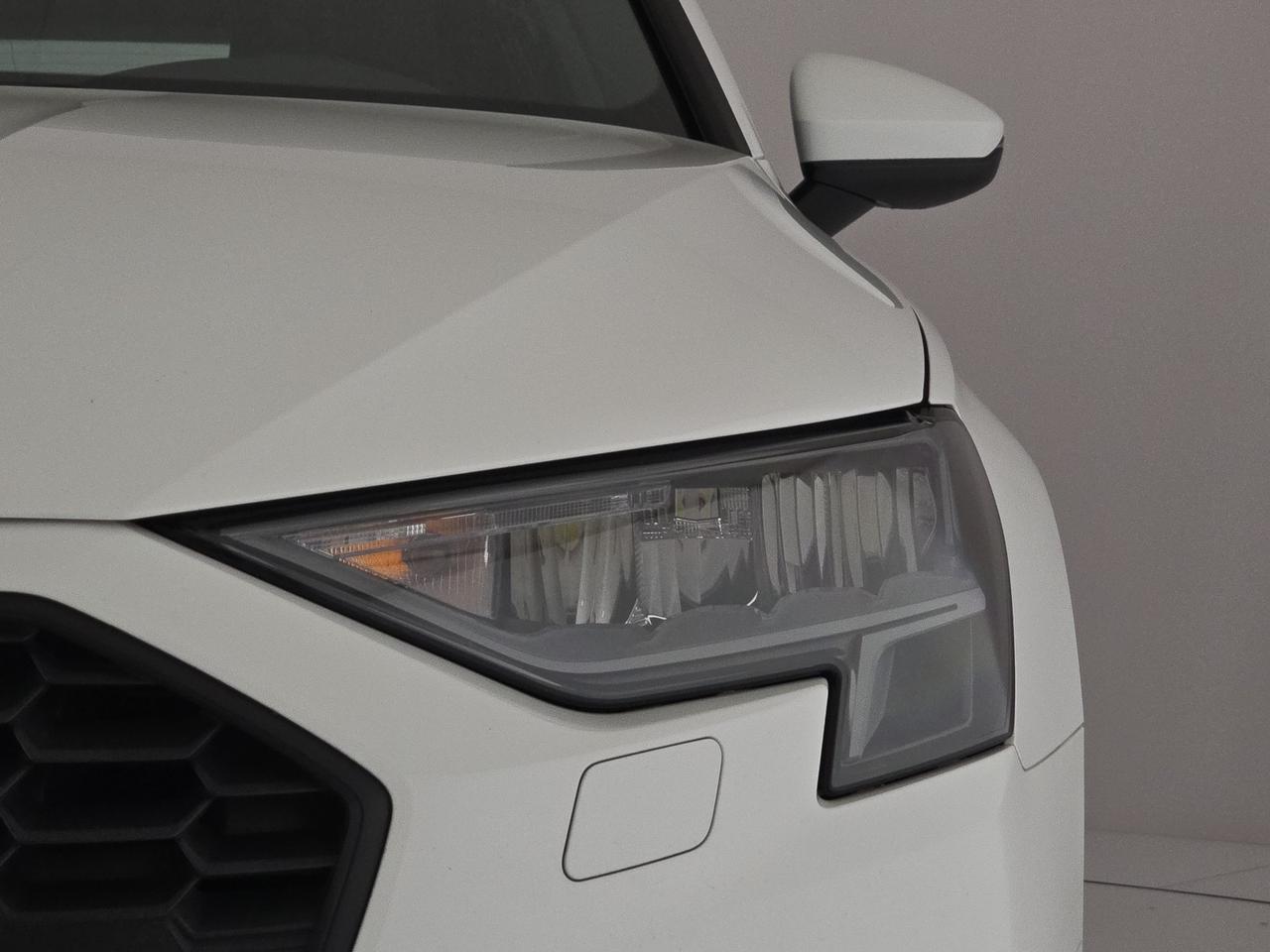 Audi A3 sportback 30 1.0 tfsi mhev business s-tronic