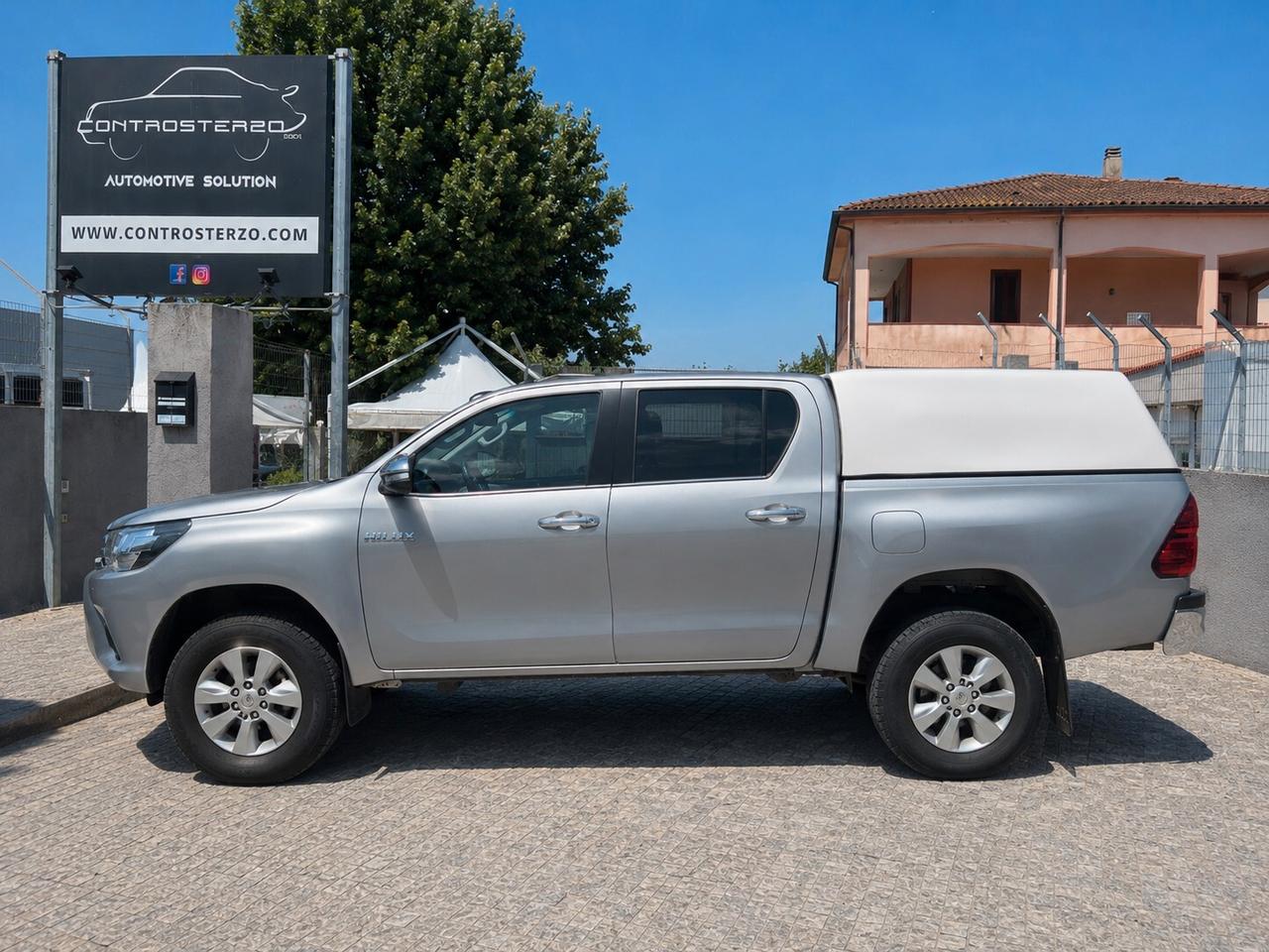 Toyota Hilux 2.4 D-4D 4WD 4 porte Double Cab Comfort