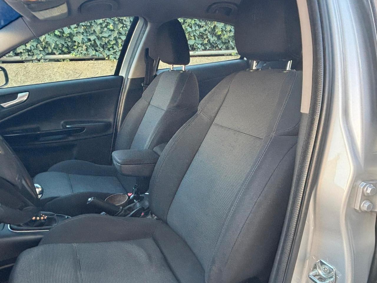 Alfa Romeo Giulietta 1.6 JTDm-2 105 CV Exclusive