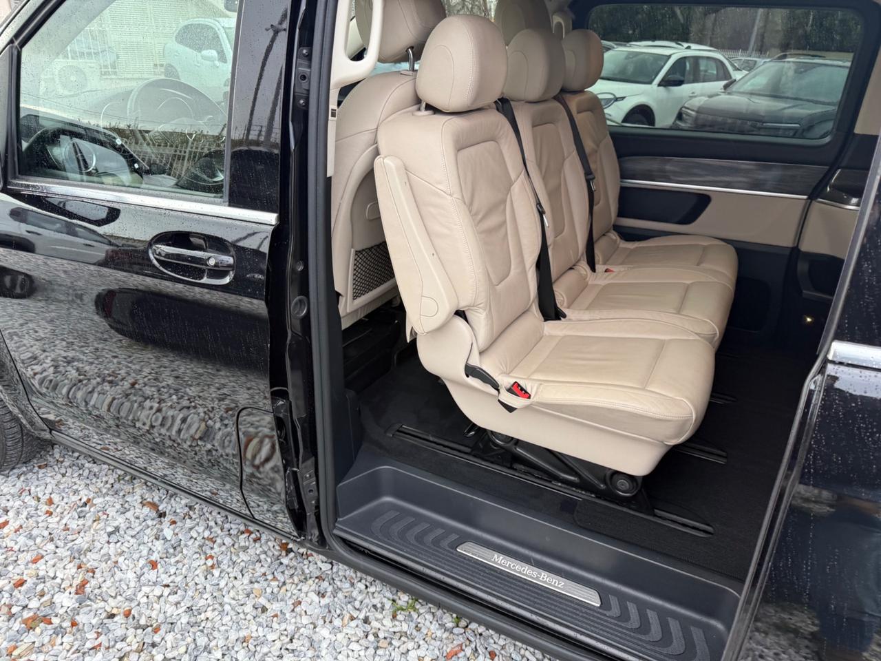 Mercedes-benz V 300 d Automatic 4Matic Premium Extralong