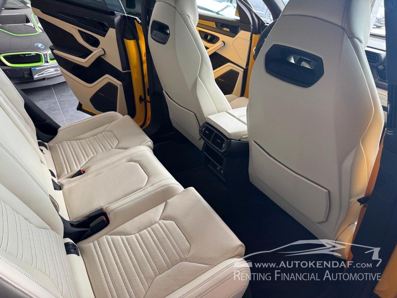 Lamborghini Urus 4.0 V8 phev SE auto