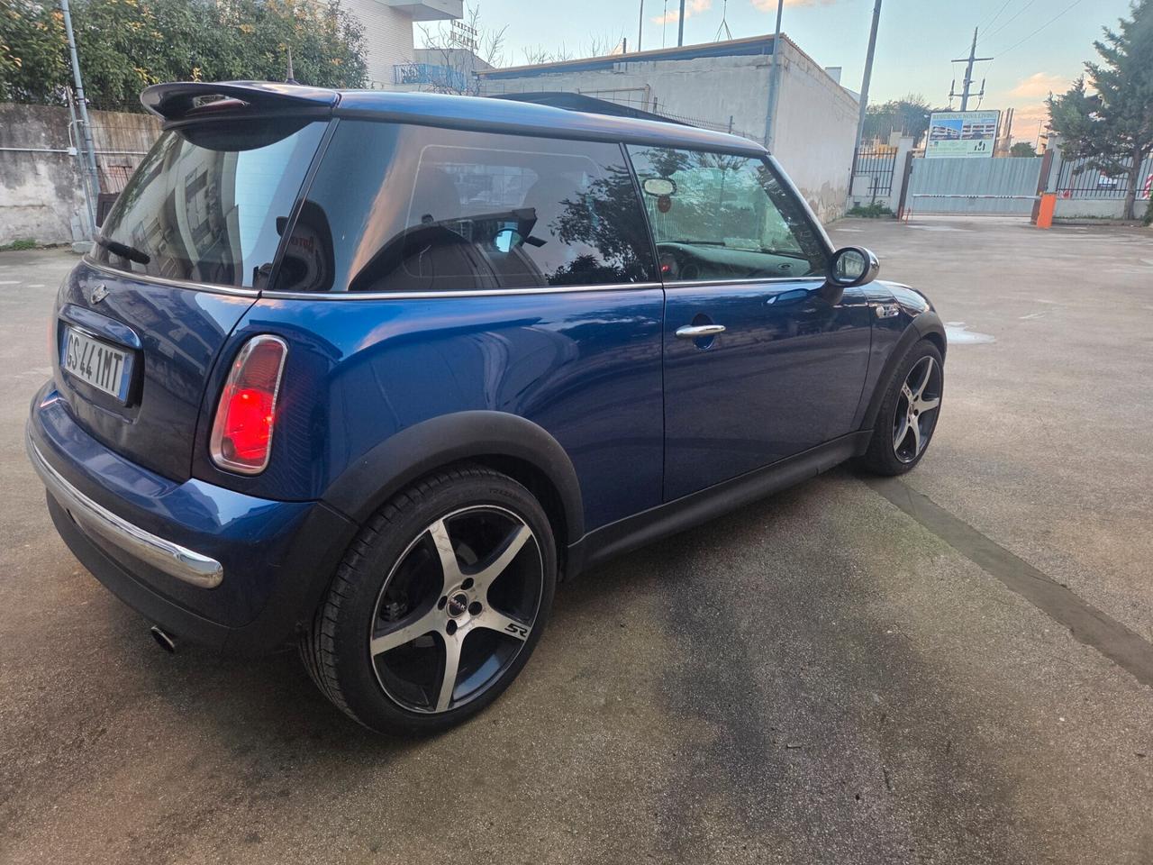 Mini 1.4 tdi One D de luxe
