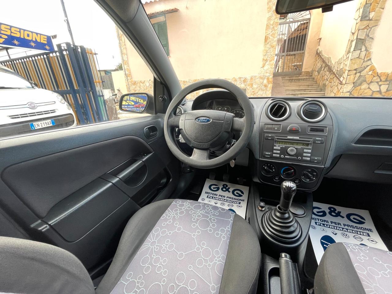 Ford Fiesta 1.4 TDCi 5p. Ghia