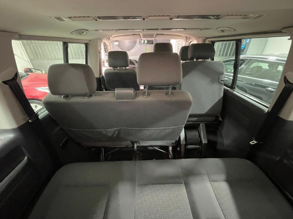 VOLKSWAGEN - T5 Caravelle 2.5 TDI 9 posti