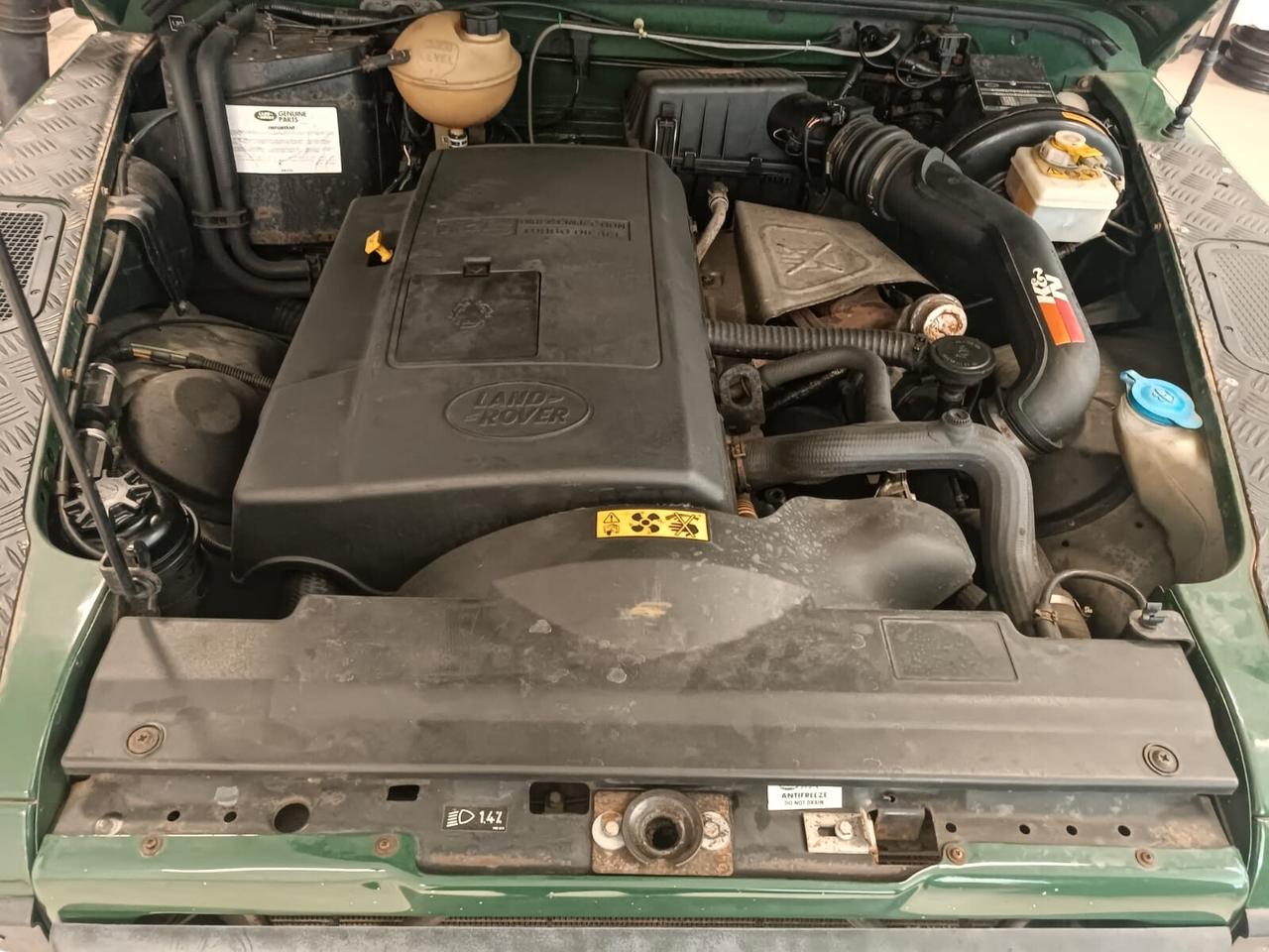 Land Rover Defender 110 2.5 Td5 9 POSTI