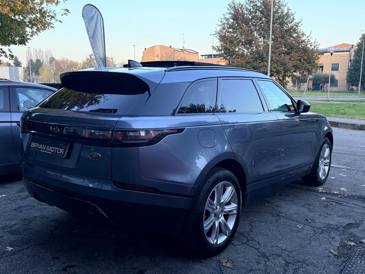 Land Rover Range Rover Velar Range Rover Velar 2.0D I4 240 CV R-Dynamic S