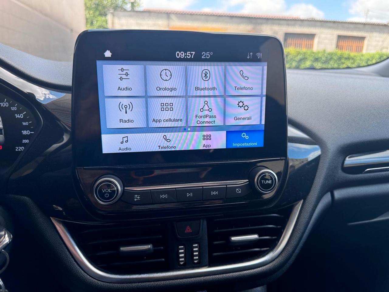 Ford Fiesta 1.1 75 CV GPL 5 porte Connect