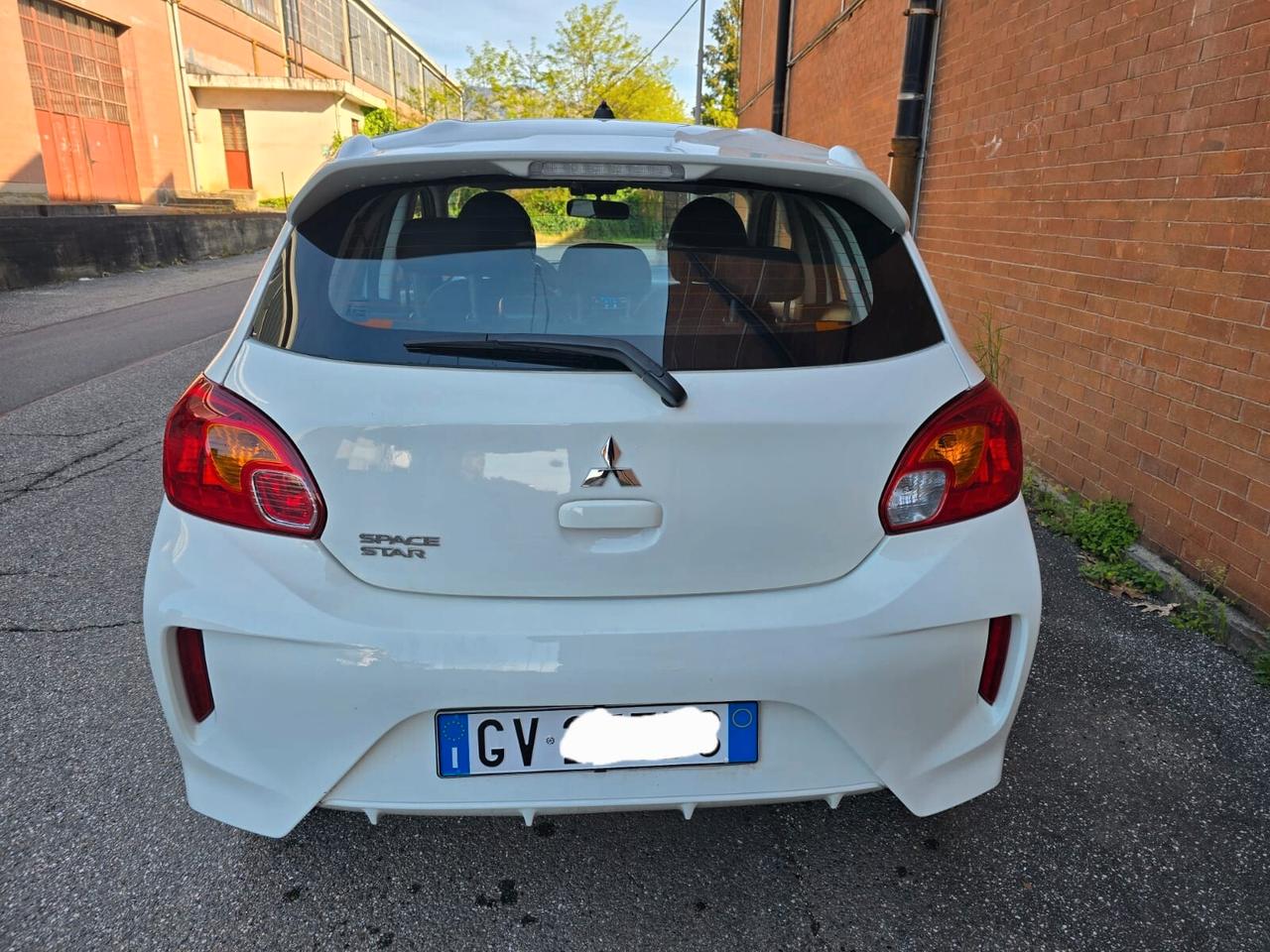 Mitsubishi Space Star Space Star 1.2 Invite GARANZIA CASA MADRE!