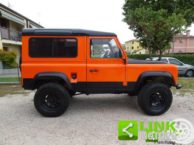 LAND ROVER Defender 90HT TURBO