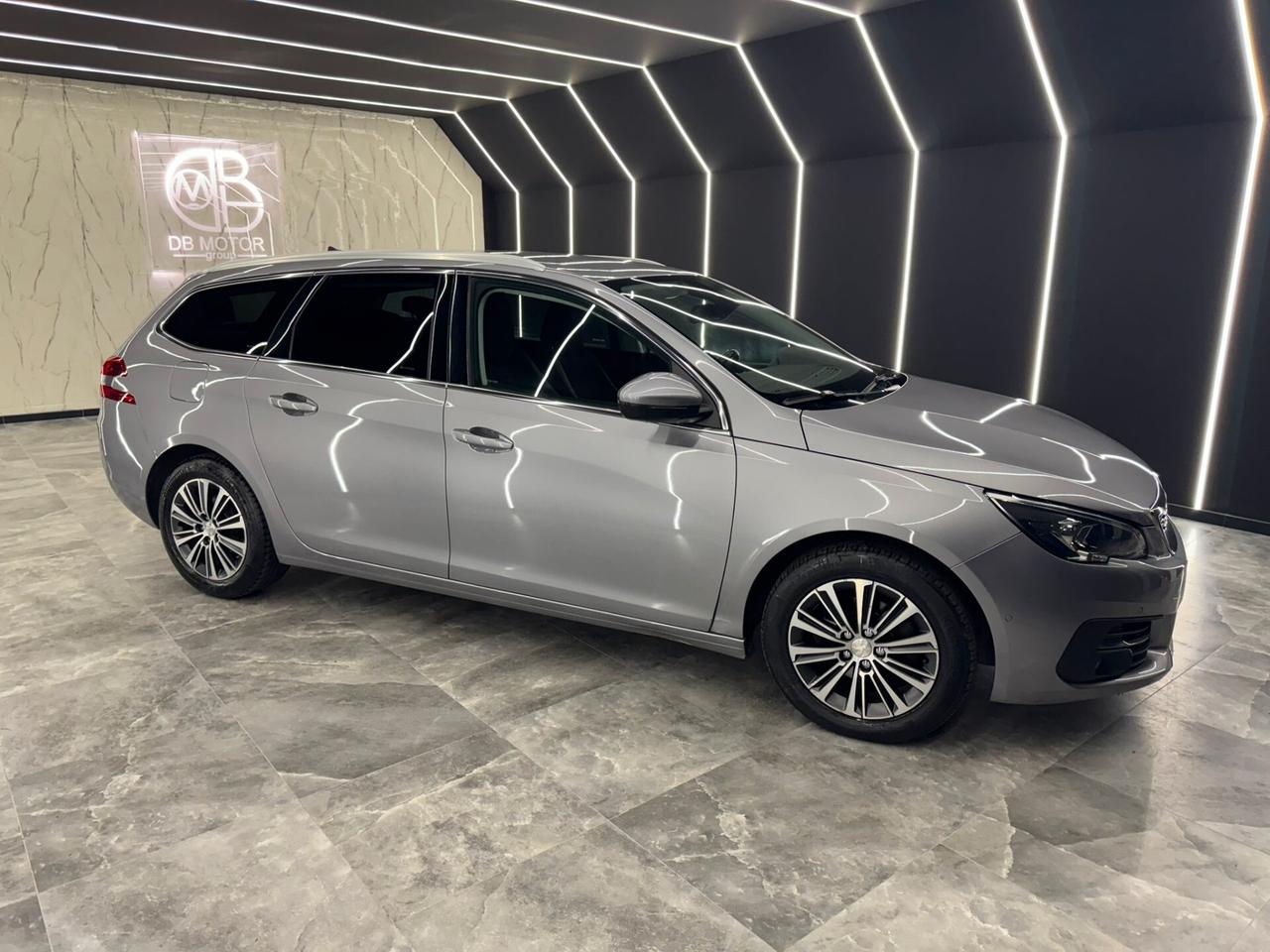 Peugeot 308 BlueHDi 130 S&S EAT8 Allure