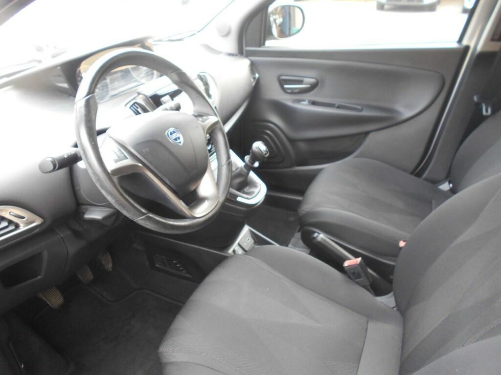 Lancia Ypsilon 5 Porte 1.2 Ecochic Gold