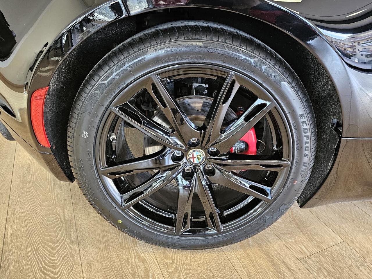 Alfa Romeo 4C 1750 TBi