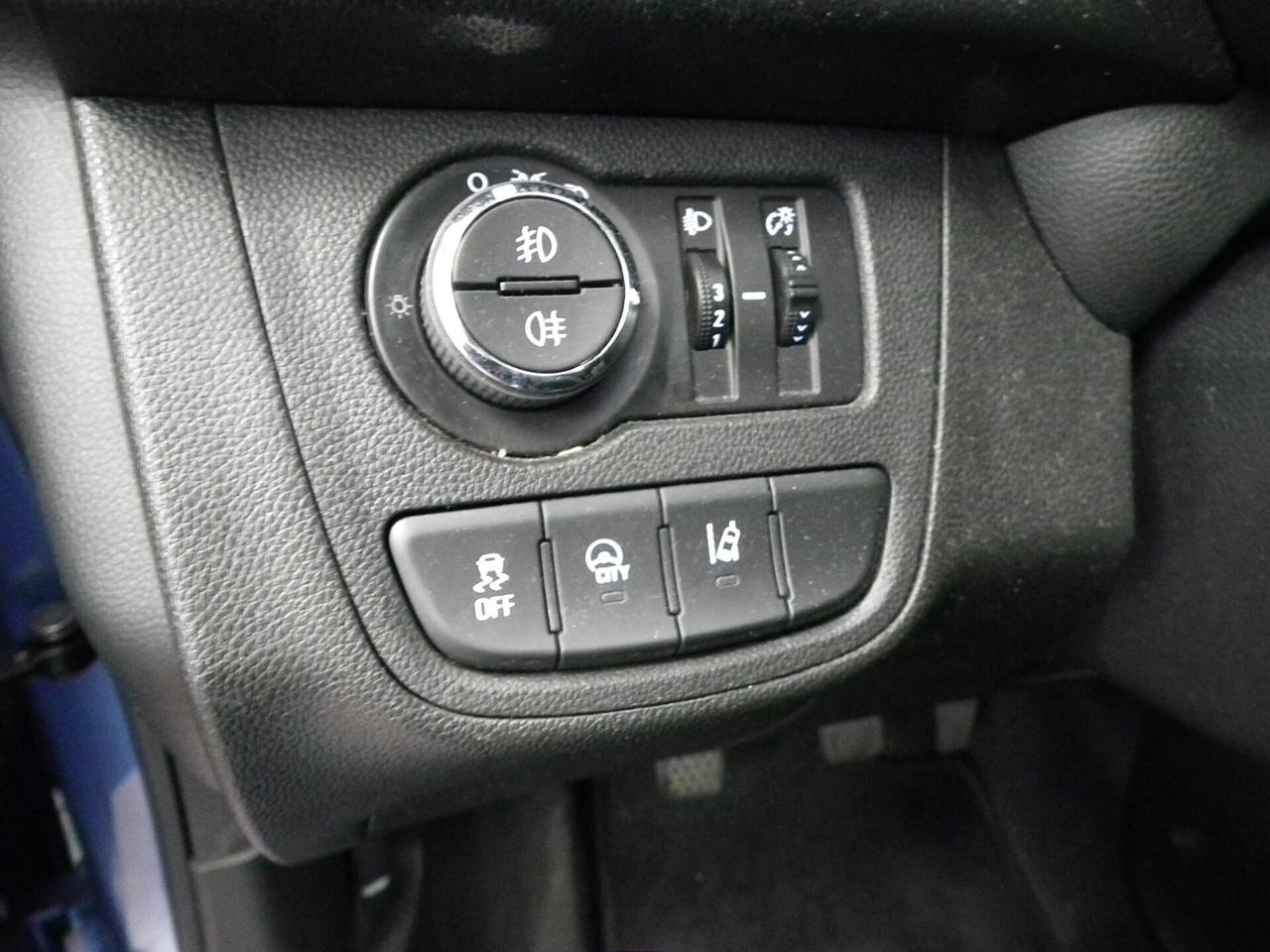 Opel Karl 1.0 75 CV N-Joy UNIPROPRIETARIO CLIMA CRUISE TELEFONO BLUETOOTH !