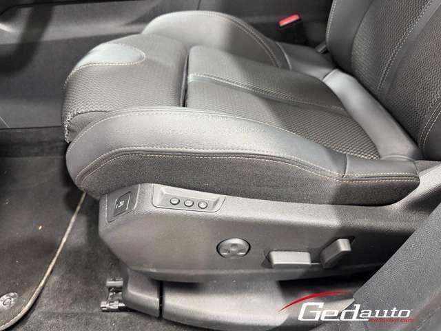 Peugeot 3008 BlueHDi 130 S&S EAT8 GT FULL-LED NAVI