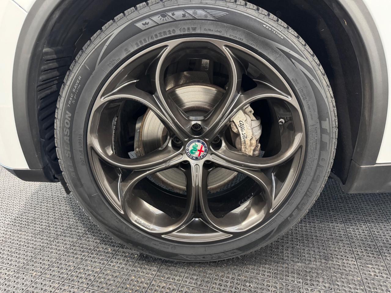 Alfa Romeo Stelvio 2.2 Turbodiesel 190 CV AT8 Q4 Business
