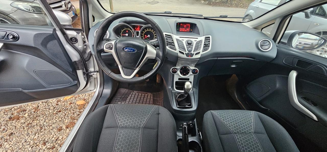 Ford Fiesta 1.2 82CV 3 porte Titanium