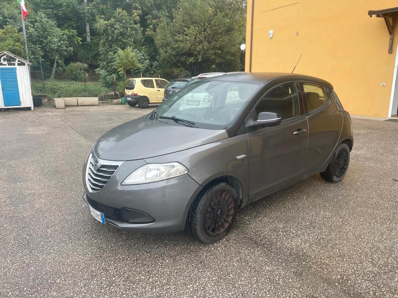 Lancia Ypsilon 1.2 69 CV 5 porte GPL Ecochic Elefantino