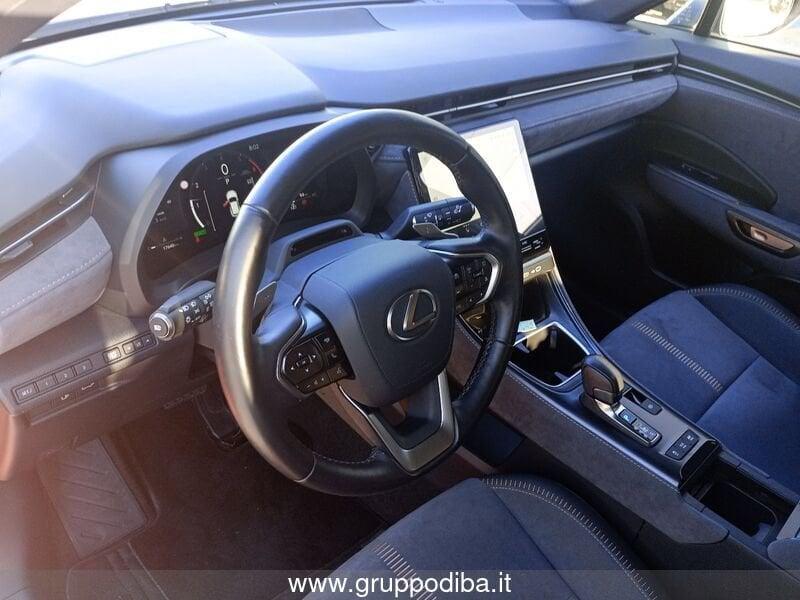 Lexus LBX 1.5H 4WD COOL MY24