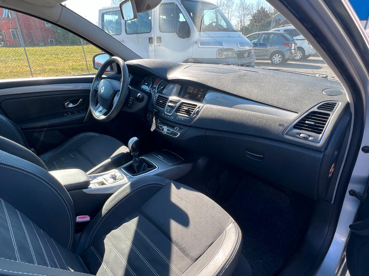 Renault Laguna 2.0 dCi 150CV SporTour Nav