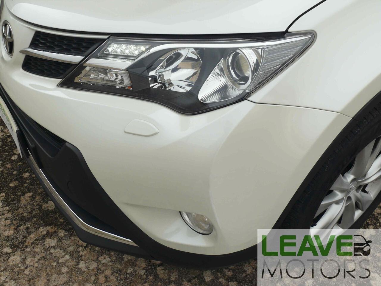 Toyota RAV 4 A/T 4WD Lounge (M1462)