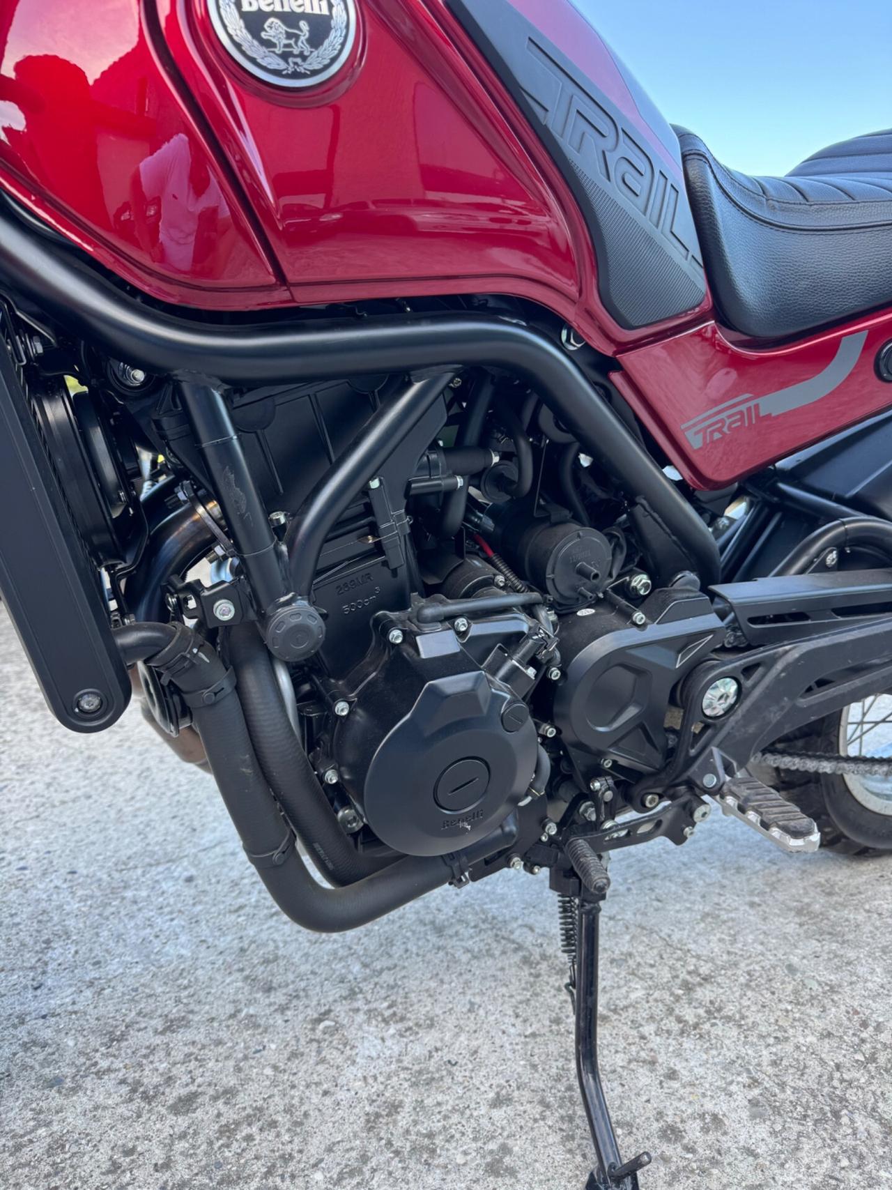 Benelli Leoncino 500 TRAIL