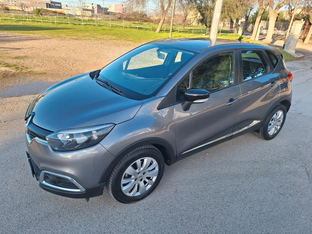 Renault Captur 1.5 dCi 90 CV Live PERFETTA 2015
