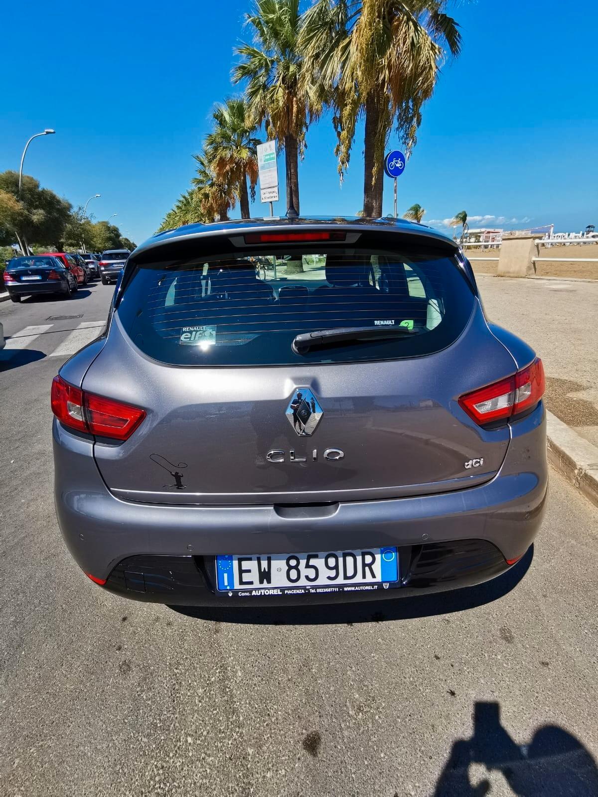 Renault Clio 1.5 dCi 8V 90CV 5P. Costume National