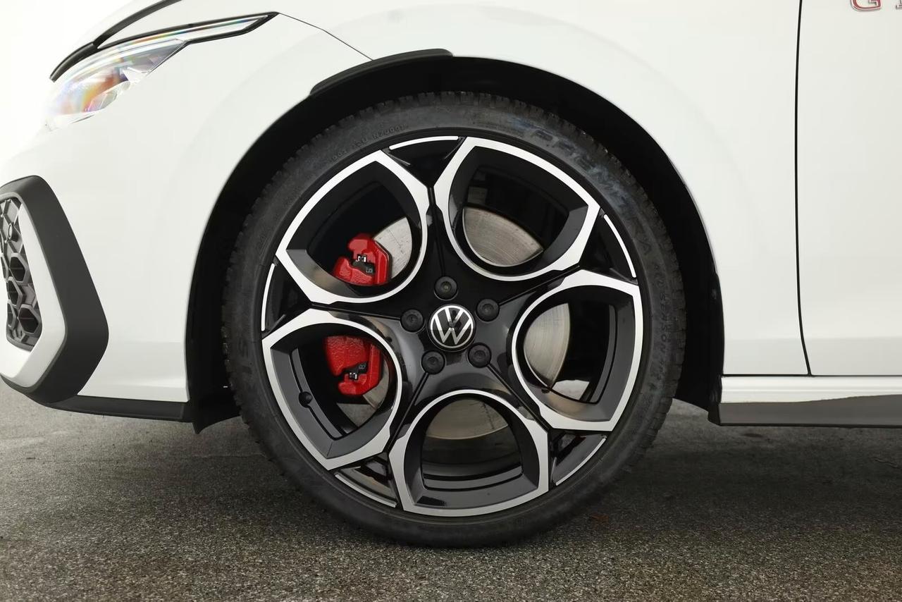 Volkswagen Golf GTI 2.0 TSI DSG 8.5 FENDINEBBIA/LED/HEAD/RETRO/