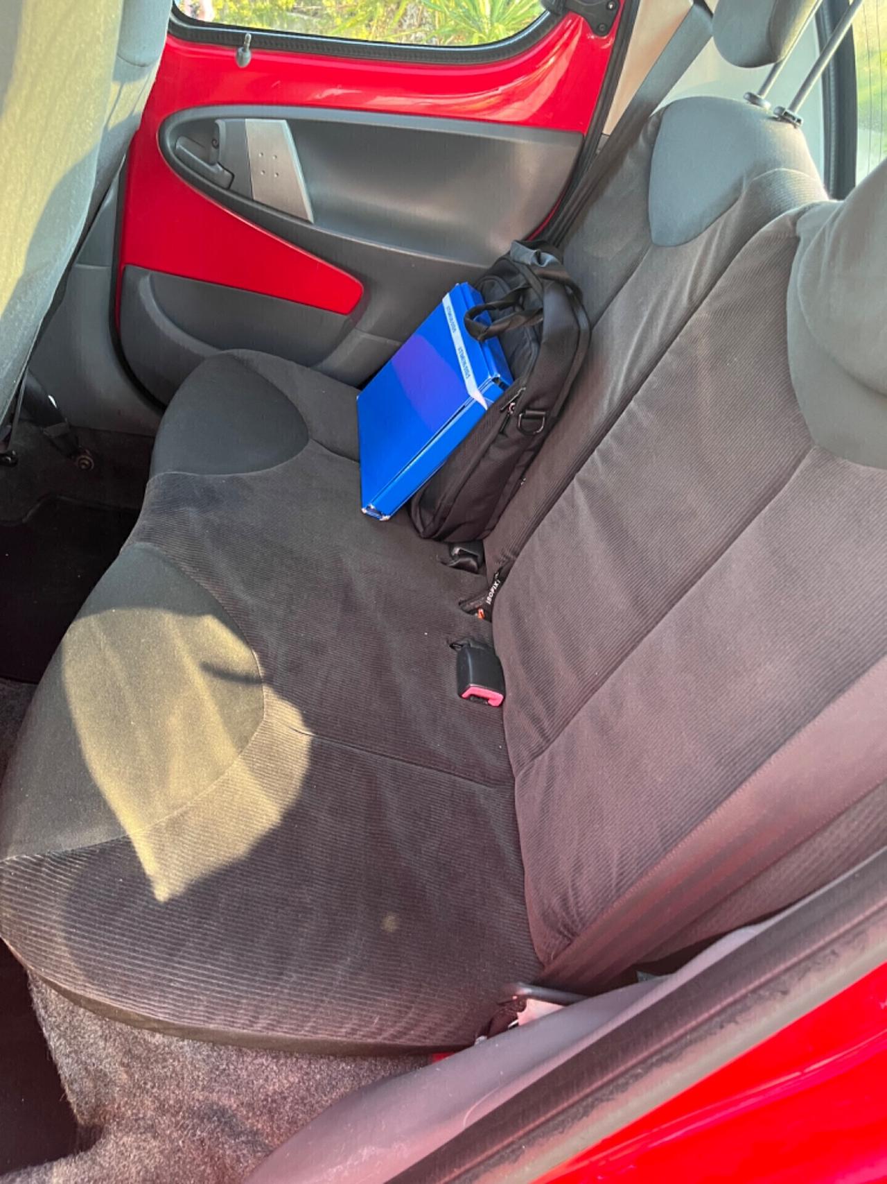 Citroen C1 1.0 benzina 5 porte SI NEOPATENTATI