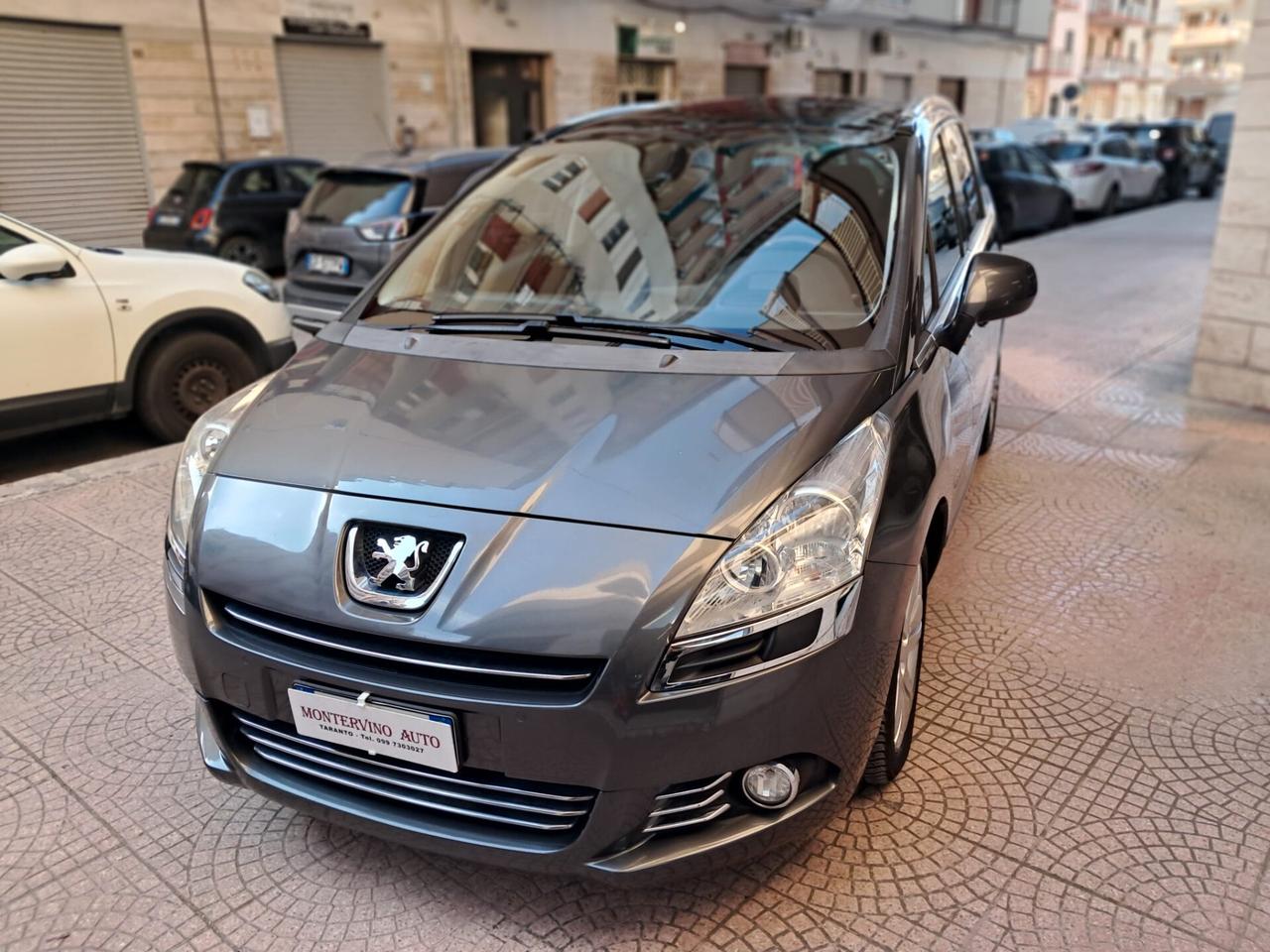 PEUGEOT 5008 2.0 HDi 150CV Féline-TETTO+NAVY-Euro5290