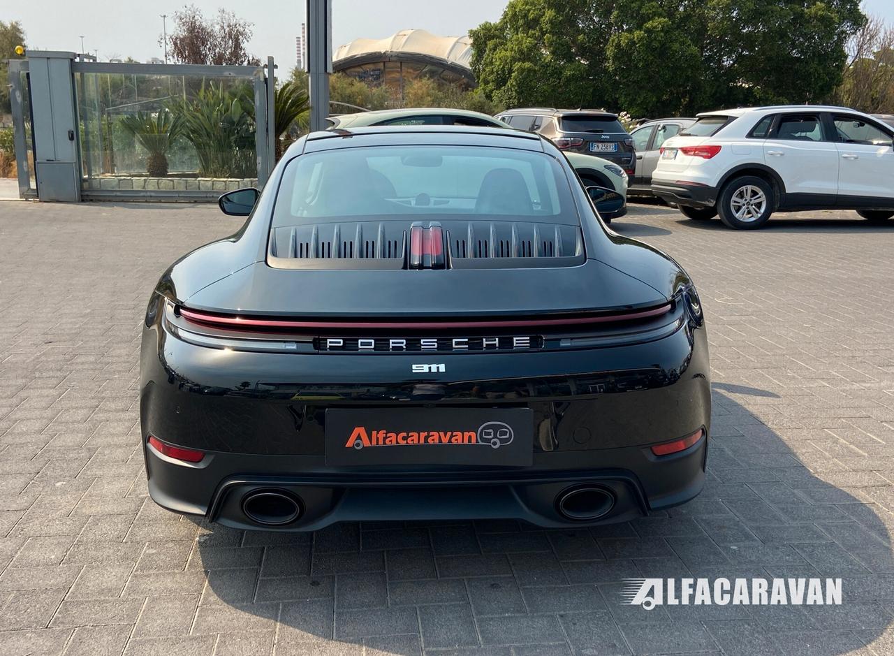 Porsche 911 992.2 Carrera KM 0