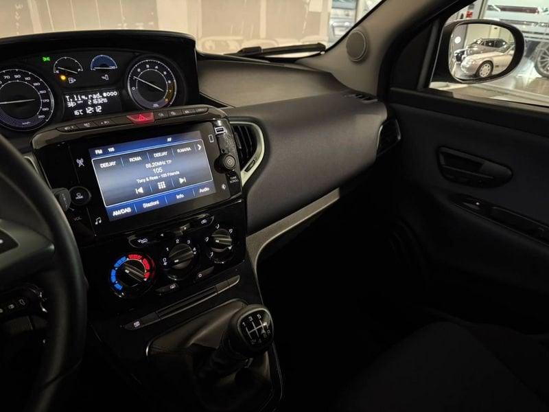 Lancia Ypsilon 3ª serie 1.0 FireFly 5 porte S&S Hybrid Platino