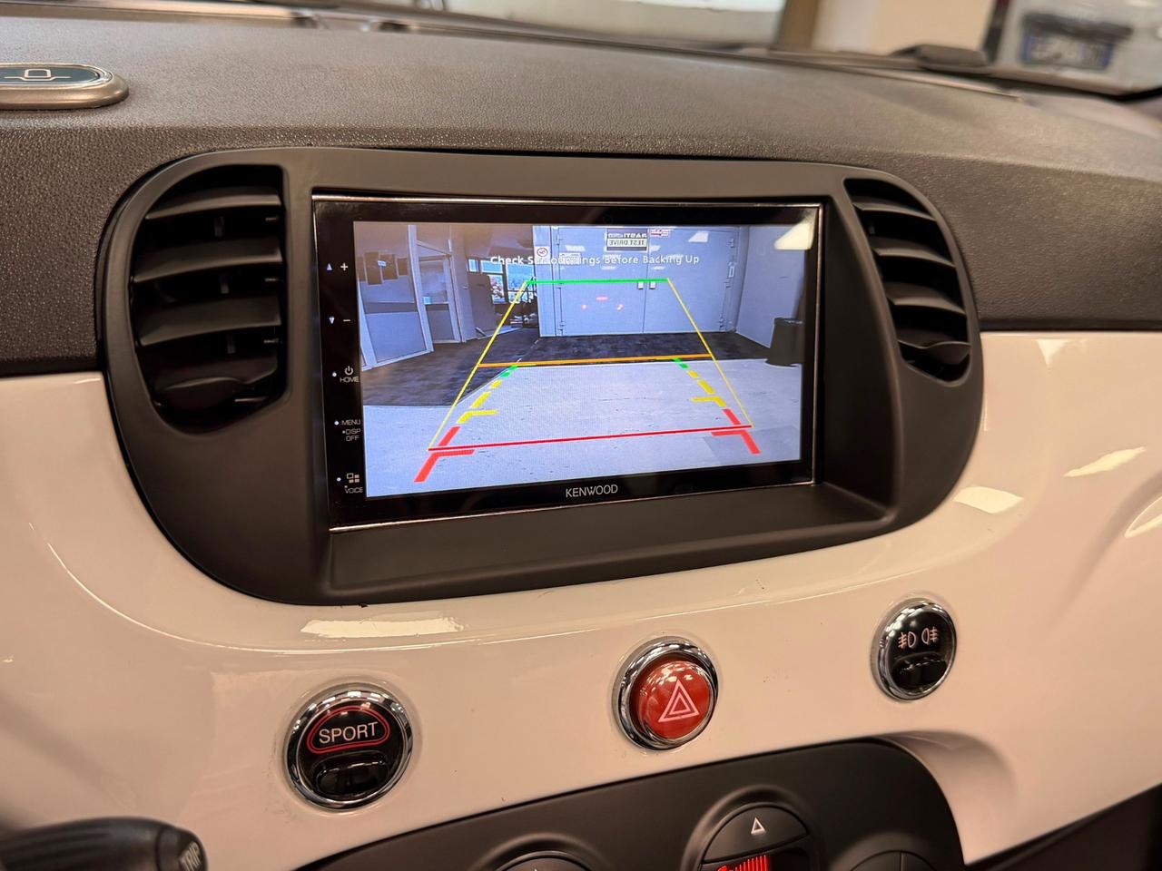 Abarth 500C Esseesse Versione: 1.4 Turbo T-Jet MTA Bicolore