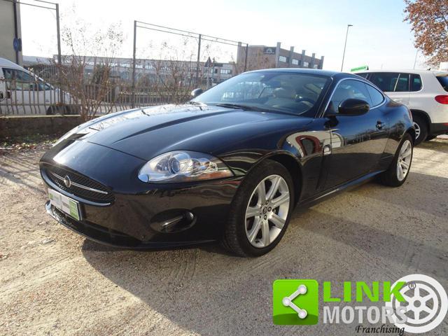 JAGUAR XK 4.2 V8 Coupé