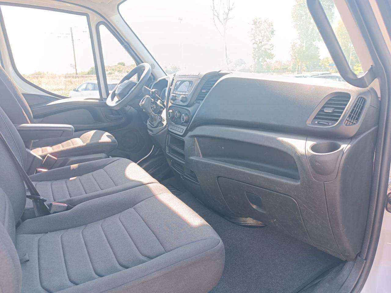 Iveco DAILY 35 C 18 - più IVA