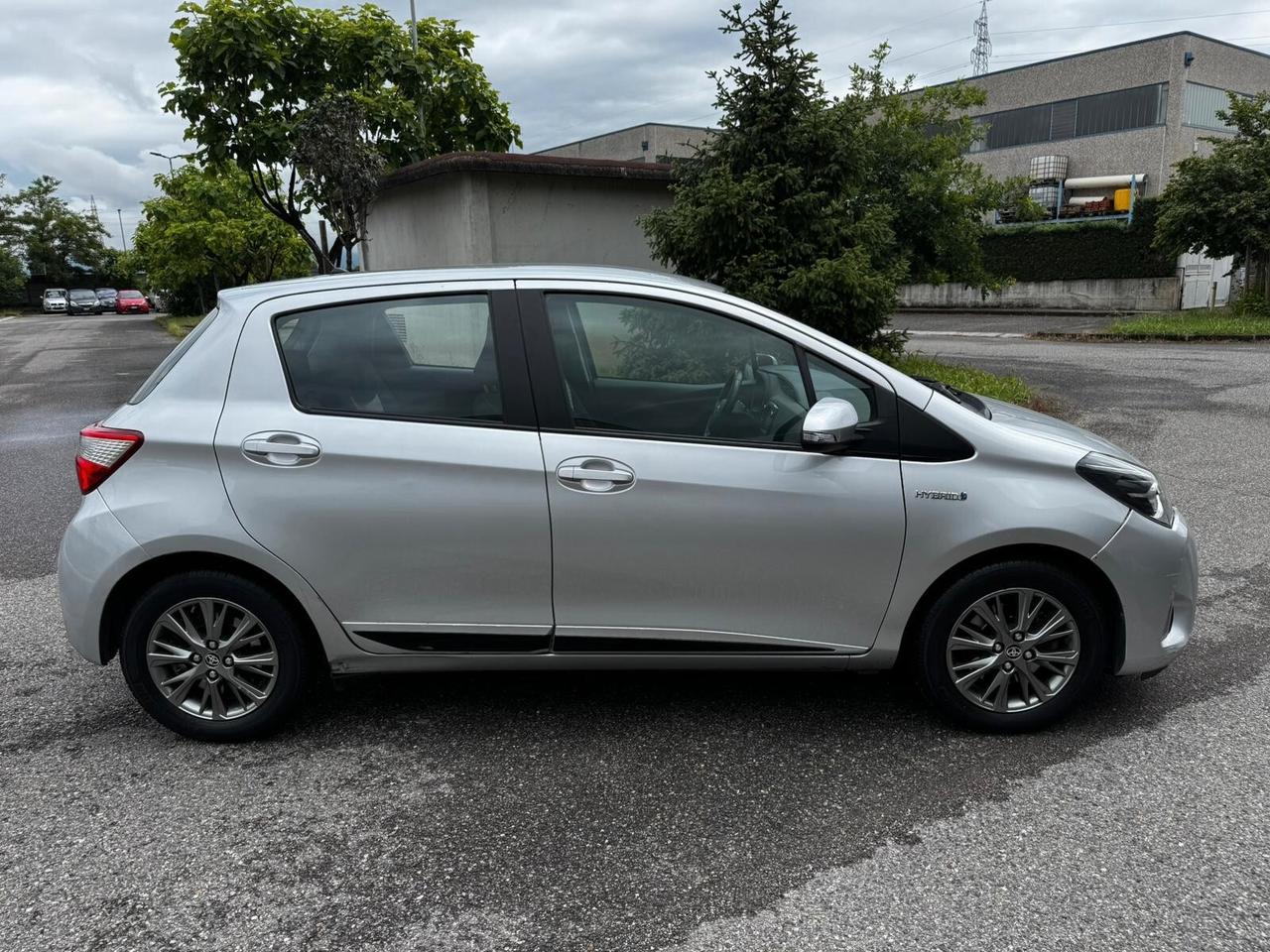 Toyota Yaris 1.5 Hybrid 5 porte Active