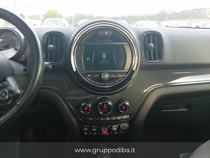 MINI Countryman Mini F60 2017 Benzi Mini 1.5 One Baker Street my20