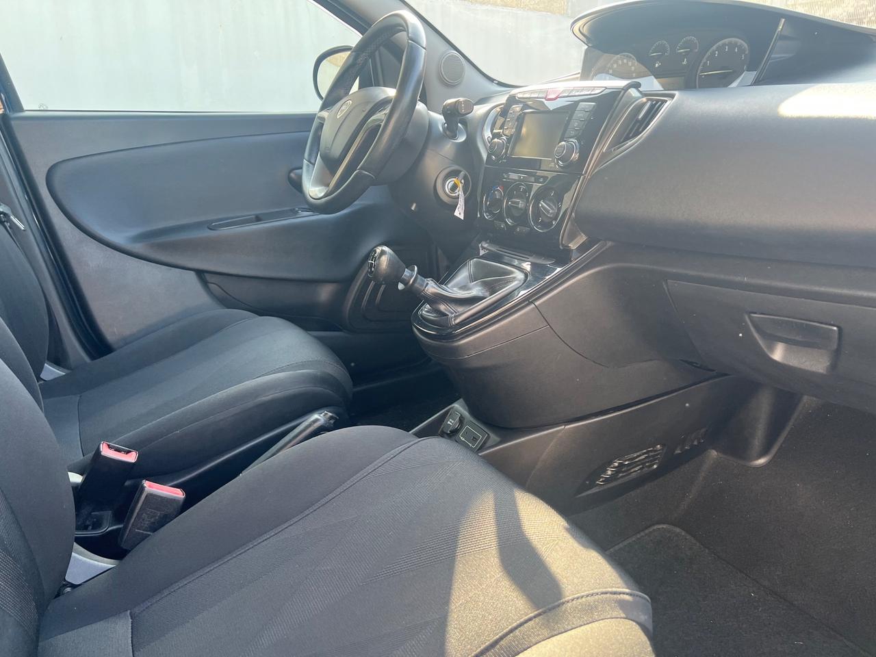 Lancia Ypsilon 1.2 GPL Gold | 2018