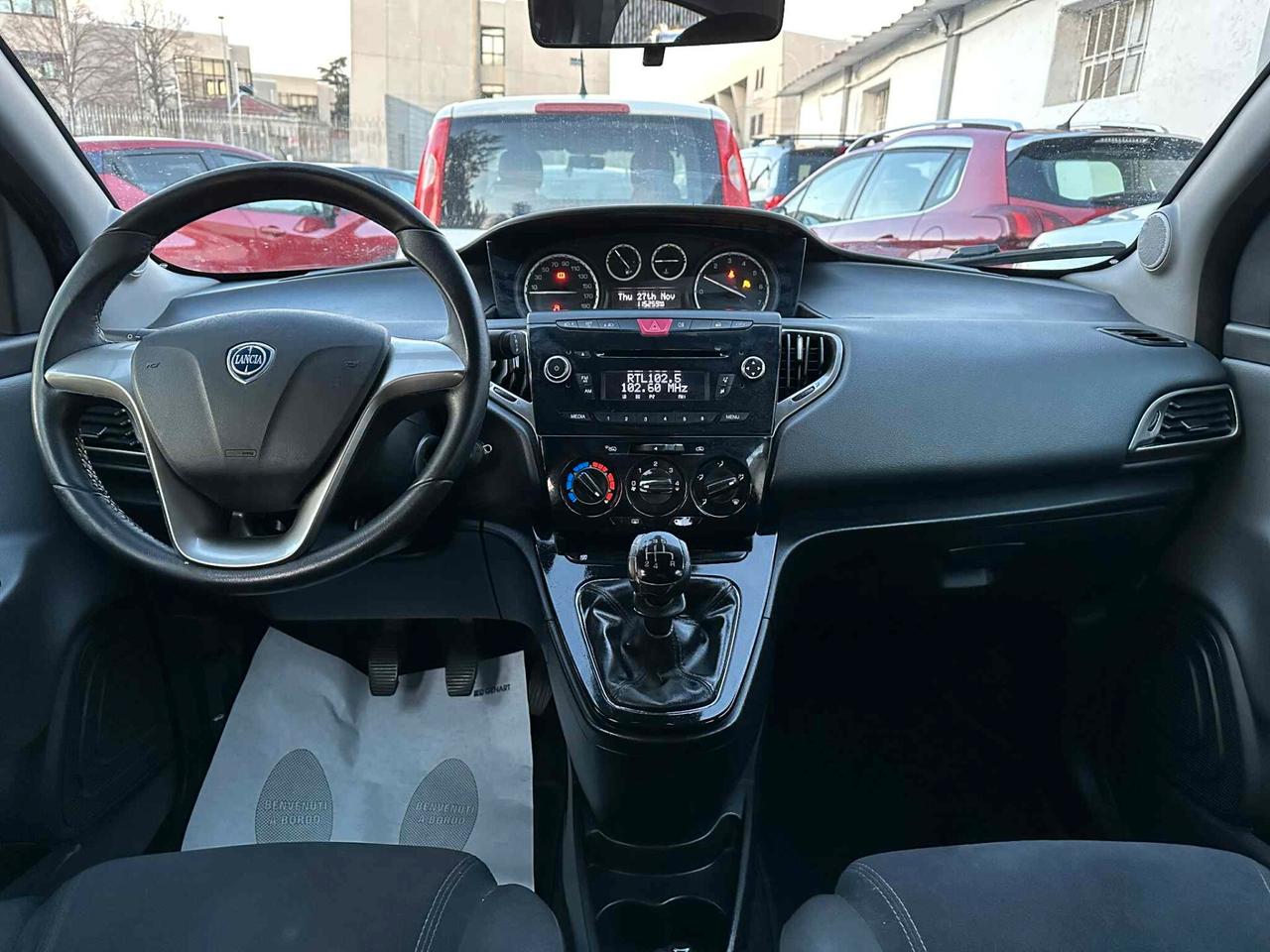 Lancia Ypsilon 1.2 69 CV 5 porte S&S Silver