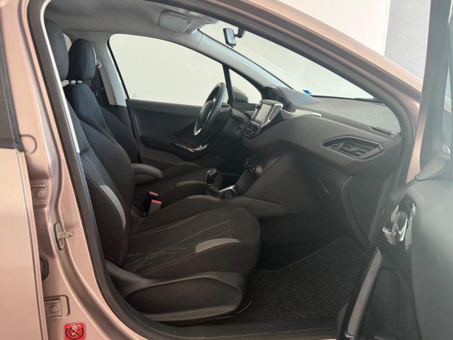 PEUGEOT 208 1° serie 1.2 VTi 82 CV 5 porte Allure