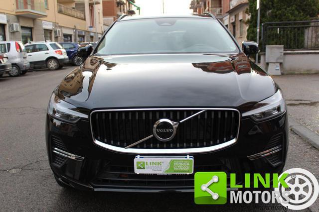 VOLVO XC60 B4 automatico Essentialle con Leasing