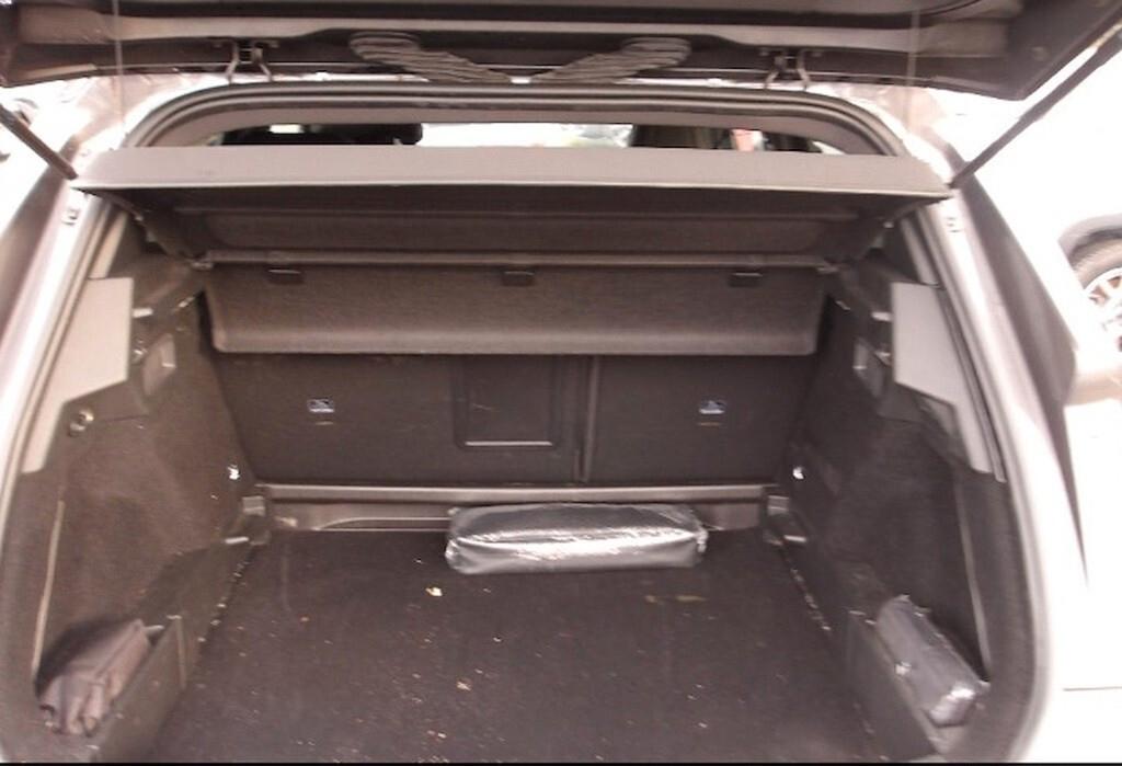 DS 7 1.5 BLUEHDI 130CV AUTOM. PERFORMANCE LINE ( FARI LED - COCKPIT - NAVI - MIRROR - PDC - TELECAMERA POST. - CERCHI 19 )