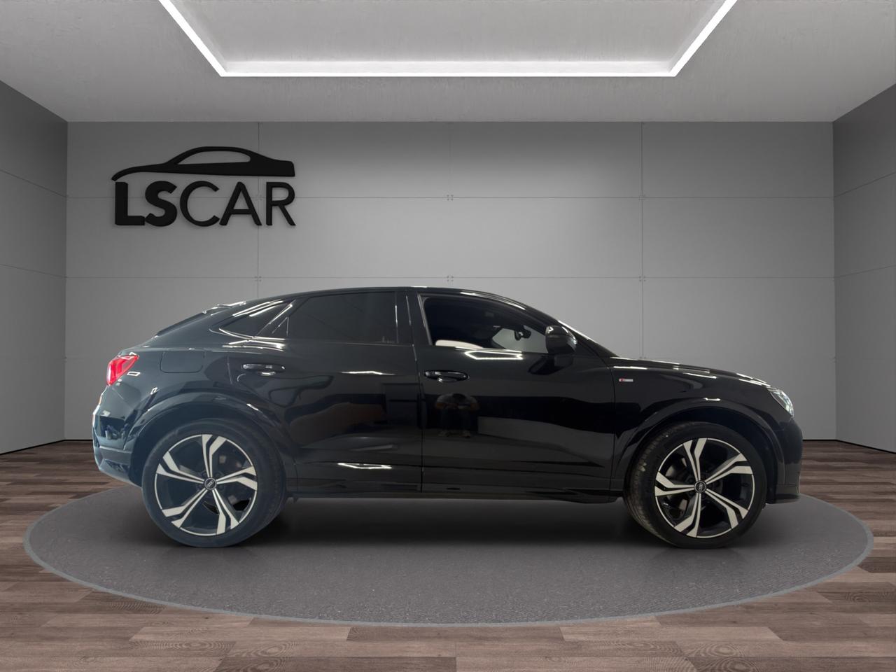 Audi Q3 Sportback S-Line Sportback 35 1.5 tfsi S line - Audi Black Line- Promo Finanziamento - Unipro