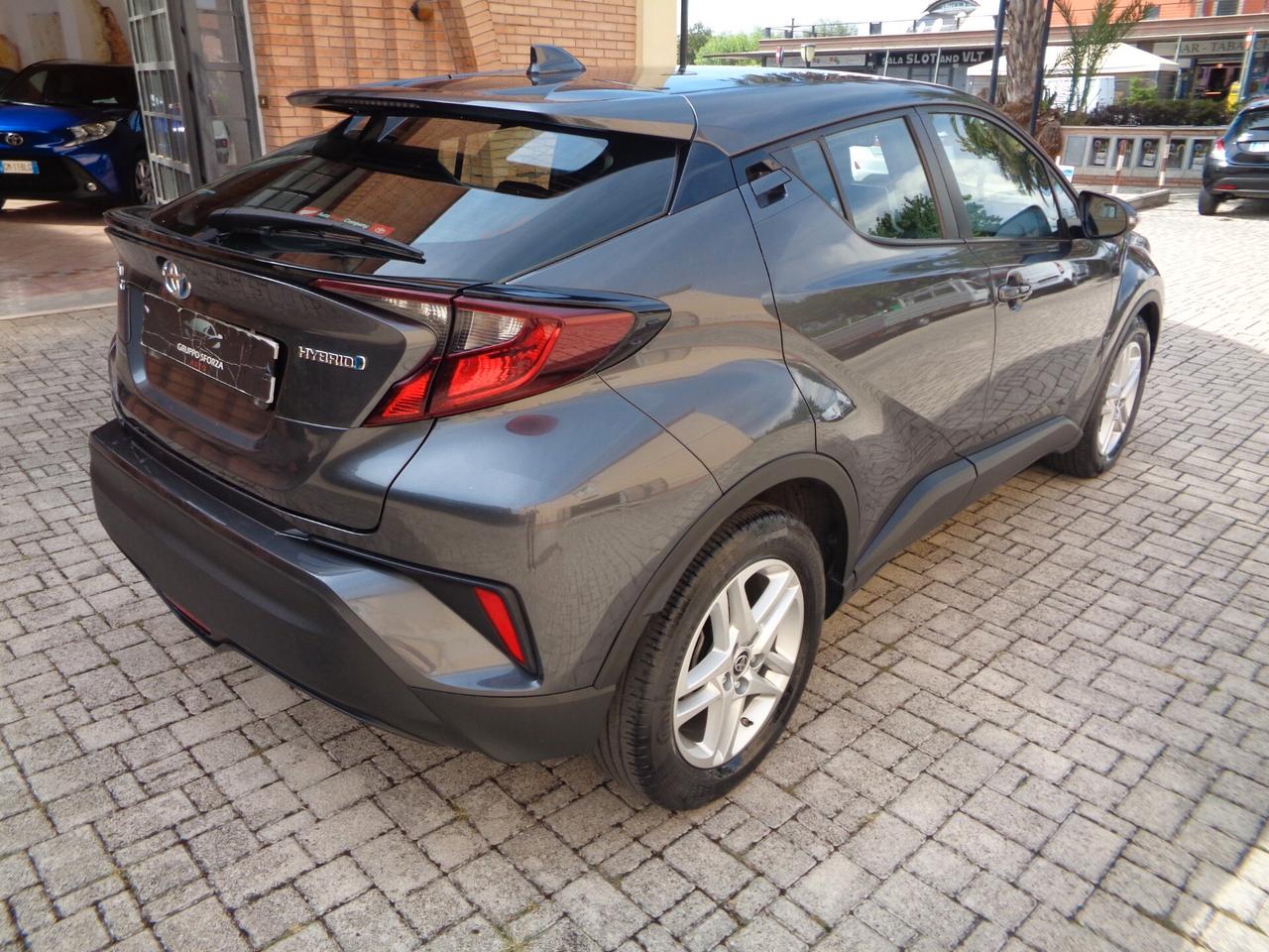 Toyota C-HR 1.8 Hybrid E-CVT Active NESSUN VINCOLO DI FINANZIAMENTO