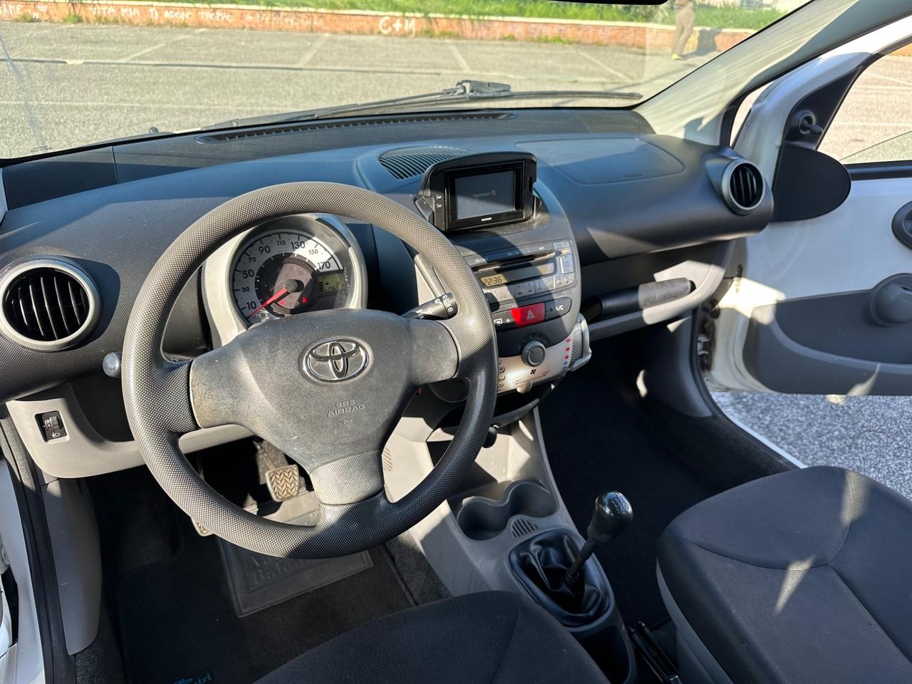 Toyota Aygo 1.0 5p E5 Connect Navi *Neopatentati