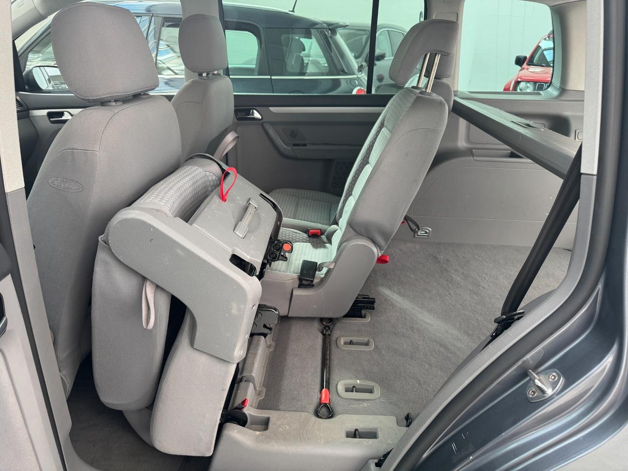 Volkswagen Touran 1.6 16V FSI Highline NEOPATENTATO